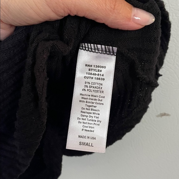 Project Social T NWT Small Black Textured Rib Tank - Picture 6 of 8